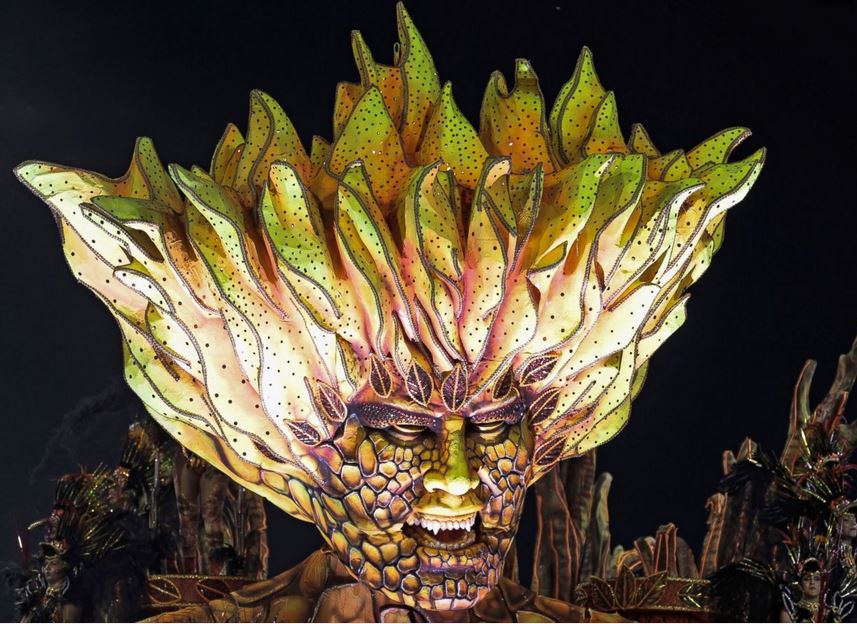 carnival-float-brazil-2014